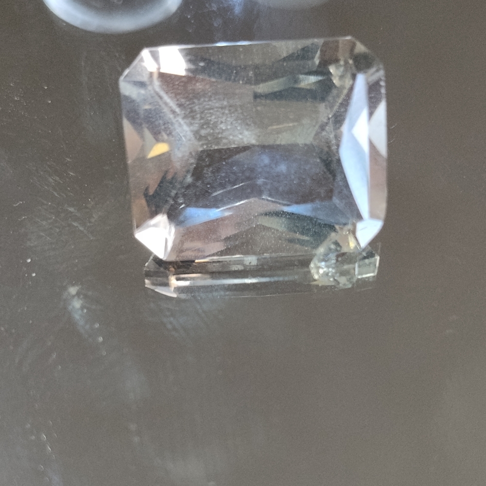 Bi color quartz loose gemstone